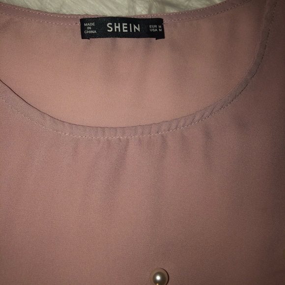 Woman’s Pearl studded dress shirt size M - Picture 2 of 3